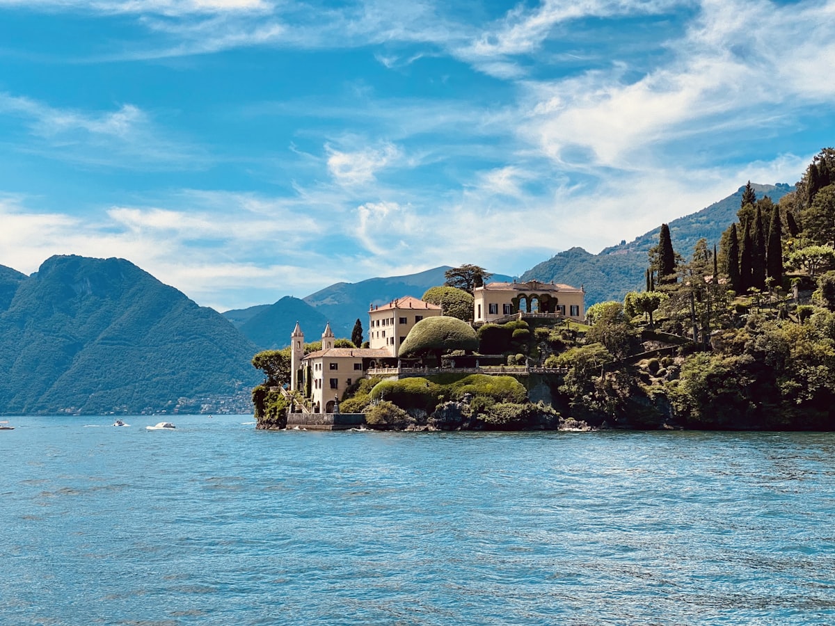 コモ湖の風景・イタリア